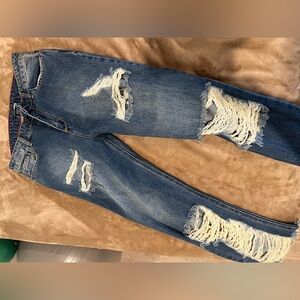 Fashion, nova  distressed jeans
